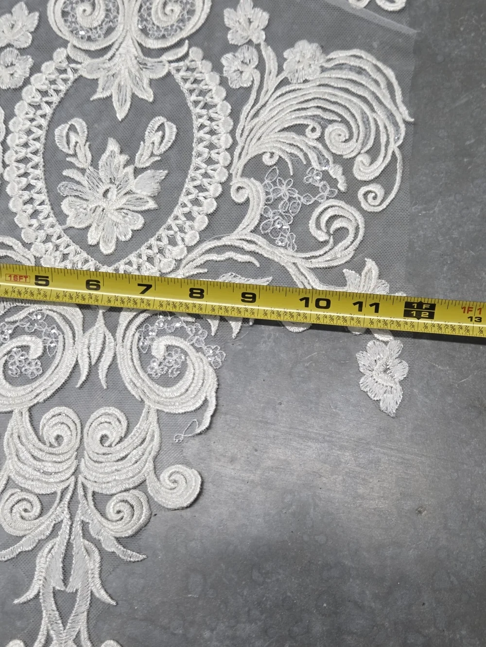 Decorative White Lace Appliqué Pair Cream